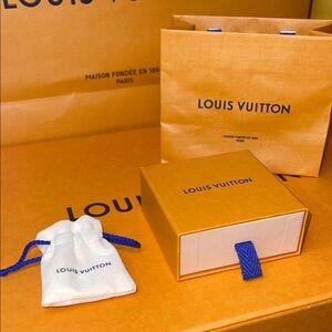 Louis Vuitton Jewelry Box with Cream Dust Bag